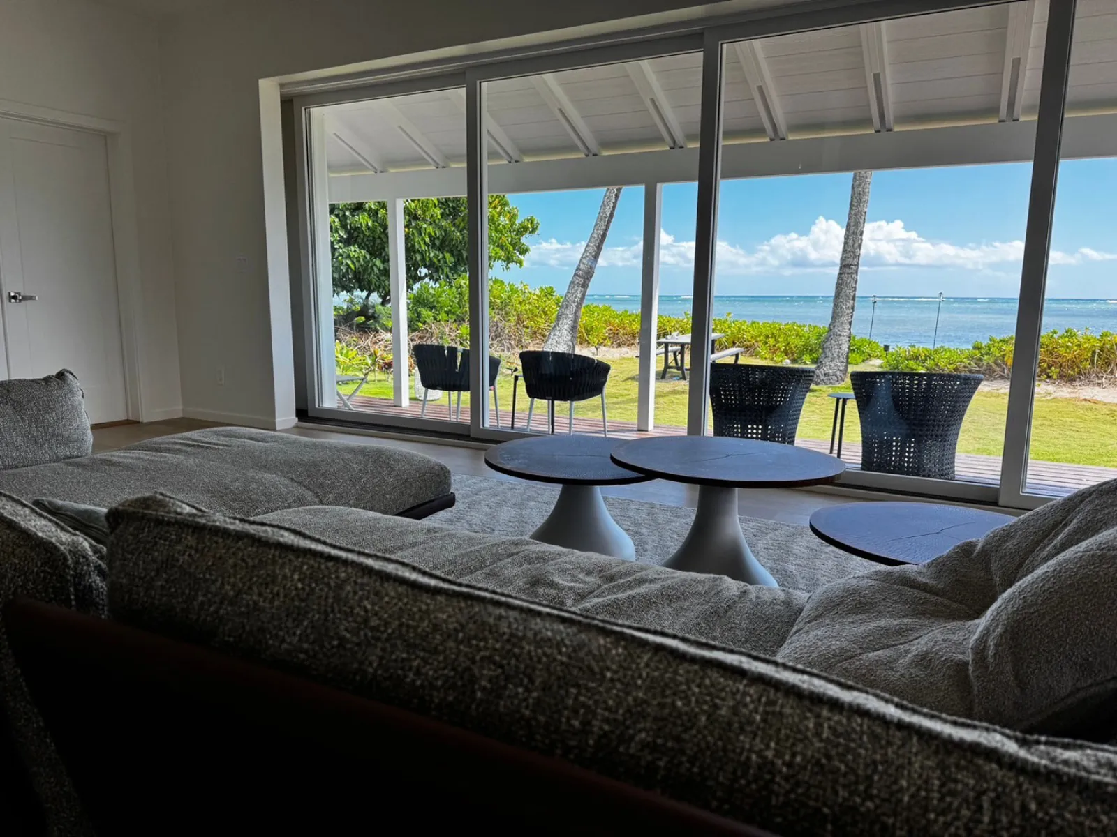 SOLUNA HONOLULU BEACH VILLA — ハワイ州ホノルル、プール付き一棟ヴィラ
